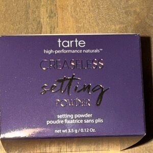 Tarte Creaseless Setting Powder in Purple Box